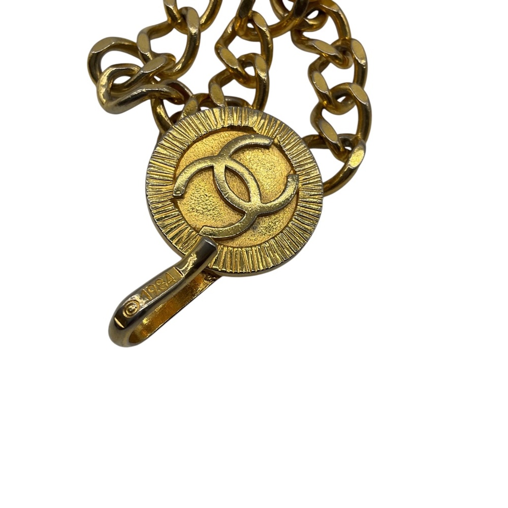 CHANEL VINTAGE 1984 GOLD CC MEDALLION CHAIN BELT - Picture 6 of 8